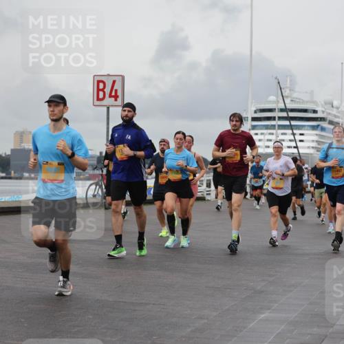 13.09.2026 - Kiel Lauf Andreas Tolksdorf http://msf.ph/oto/10461124 13.09.2026 12:01:43 Kiellinie 4, 13, 11497 meine-sportfotos.de