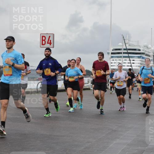 13.09.2026 - Kiel Lauf Andreas Tolksdorf http://msf.ph/oto/10461136 13.09.2026 12:01:43 Kiellinie 4, 134, 12136, 11497 meine-sportfotos.de