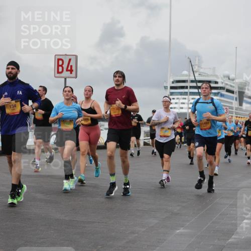 13.09.2026 - Kiel Lauf Andreas Tolksdorf http://msf.ph/oto/10461171 13.09.2026 12:01:44 Kiellinie 134, 4, 9356, 2869, 12136, 11497 meine-sportfotos.de