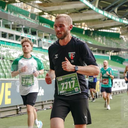 13.09.2026 - 21. swb-Marathon Bremen Michael Burmester http://msf.ph/oto/10461268 13.09.2026 12:55:09 Laufen im Stadion 161, 189, 201, 205, 385, 388, 411, 461, 472, 481, 495, 655, 666, 675, 816, 827, 854, 913, 1053, 1058, 1076, 1197, 1390, 1419, 1468, 1537, 1551, 1599, 1631, 1645, 1658, 2055, 2122, 2125, 2234, 2251, 2260, 2319, 2383, 2390, 2474, 2499, 2604, 2623, 2701, 2733, 2801, 2824, 2870, 2882, 2913, 2922, 2962, 2971, 3012, 3054, 3057, 3134, 3175, 3192, 3206, 3241, 3246, 3346, 3356, 3357, 3413, 3706, 3716, 3836, 4135, 4137, 4413, 4733, 5277, 5430, 5530, 6106, 2498, 3085 meine-sportfotos.de