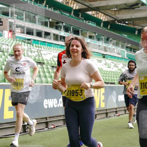 13.09.2026 - 21. swb-Marathon Bremen Michael Burmester http://msf.ph/oto/10461328 13.09.2026 10:34:26 Laufen im Stadion 10018, 10078, 10093, 10144, 10147, 10157, 10166, 10177, 10184, 10185, 10211, 10236, 10240, 10254, 10297, 10355, 10356, 10367, 10368, 10369, 10374, 10383, 10394, 10408, 10415, 10423, 10427, 10428, 10460, 10485, 10494, 10528, 10530, 10559, 10578, 10604, 10639, 10668, 10669, 10673, 10677, 10687, 10691, 10699, 10700, 10728, 10745, 10749, 10750, 10772, 10787, 10788, 10794, 10809, 10828, 10857, 10914, 10928, 11126, 11162, 11343, 11803, 11965, 10146, 10222 meine-sportfotos.de
