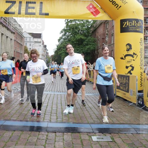 13.09.2026 - Kiel Lauf Yannick Fuchs http://msf.ph/oto/10461392 13.09.2026 09:53:36 Ziel 92, 761, 802, 852, 1417, 1499, 2886, 2948, 2978, 4626, 5789, 5988, 6254, 7185, 7429, 8353, 8502, 10495, 10929, 11073, 12284, 175, 1417, 1718, 2058, 2399, 3205, 4920, 5779, 6180, 7140, 7143, 7226, 7495, 7541, 7552, 8260, 9568, 9707, 10275, 11059, 11312, 12284, 12417, 12468, 12493, 200, 2657, 2691, 2748, 2953, 4144, 4539, 4762, 4803, 5695, 7194, 8041, 8044, 8473, 9057, 9446, 9516, 10535, 11872, 12390, 70, 175, 3205, 3581, 7226, 9707, 12417, 12468 meine-sportfotos.de