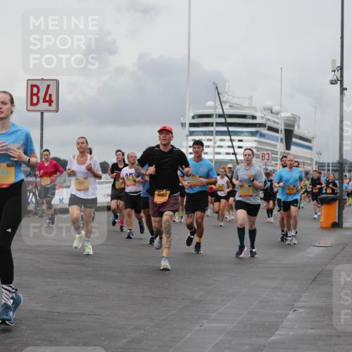 13.09.2026 - Kiel Lauf Andreas Tolksdorf http://msf.ph/oto/10461393 13.09.2026 12:01:52 Kiellinie 4, 38, 3741, 257, 8897, 3, 9192 meine-sportfotos.de