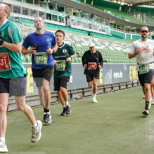 13.09.2026 - 21. swb-Marathon Bremen Michael Burmester http://msf.ph/oto/10461400 13.09.2026 12:55:12 Laufen im Stadion 161, 189, 201, 205, 385, 388, 411, 461, 465, 472, 481, 495, 655, 666, 816, 827, 854, 913, 1053, 1058, 1076, 1197, 1390, 1419, 1468, 1537, 1551, 1599, 1631, 1645, 1658, 2055, 2122, 2125, 2234, 2251, 2260, 2319, 2383, 2390, 2474, 2499, 2604, 2623, 2701, 2733, 2801, 2824, 2870, 2882, 2913, 2922, 2962, 2971, 3012, 3054, 3057, 3134, 3175, 3192, 3206, 3241, 3246, 3346, 3356, 3357, 3413, 3508, 3706, 3716, 3836, 4135, 4137, 4413, 4733, 5277, 5430, 5530, 6106, 2498, 3085 meine-sportfotos.de