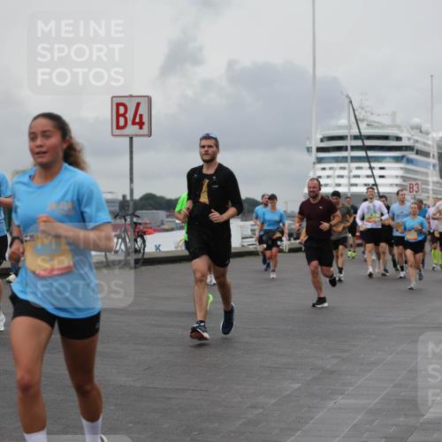 13.09.2026 - Kiel Lauf Andreas Tolksdorf http://msf.ph/oto/10461542 13.09.2026 12:02:09 Kiellinie 4, 3 meine-sportfotos.de