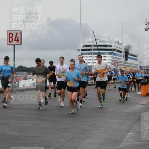 13.09.2026 - Kiel Lauf Andreas Tolksdorf http://msf.ph/oto/10461635 13.09.2026 12:02:13 Kiellinie 4, 3 meine-sportfotos.de
