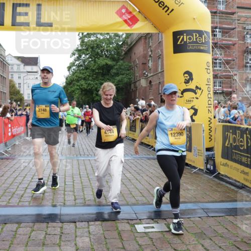13.09.2026 - Kiel Lauf Yannick Fuchs http://msf.ph/oto/10461725 13.09.2026 09:53:50 Ziel 200, 2657, 2691, 2748, 2953, 4144, 4539, 4762, 4803, 5695, 7194, 8041, 8044, 8473, 9057, 9446, 9516, 10535, 11872, 12390, 92, 761, 802, 852, 1417, 1499, 1718, 2058, 2886, 2948, 2978, 4626, 4920, 5779, 5789, 5988, 6180, 6254, 7143, 7185, 7429, 7541, 7552, 8260, 8353, 8502, 9568, 10495, 10929, 11059, 11073, 12284, 12493, 2815, 3148, 3702, 3703, 4277, 4988, 5670, 7458, 11100, 2058, 7140, 7495, 10275, 11312 meine-sportfotos.de