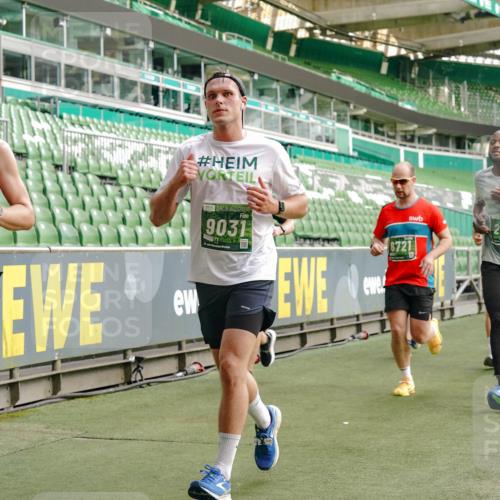 13.09.2026 - 21. swb-Marathon Bremen Michael Burmester http://msf.ph/oto/10461726 13.09.2026 12:55:17 Laufen im Stadion 161, 189, 201, 205, 385, 388, 411, 461, 465, 472, 481, 495, 655, 666, 816, 827, 854, 913, 1053, 1058, 1076, 1197, 1390, 1419, 1468, 1537, 1551, 1599, 1631, 1645, 1658, 1750, 2122, 2125, 2234, 2251, 2260, 2319, 2383, 2390, 2474, 2499, 2604, 2701, 2733, 2801, 2824, 2870, 2882, 2913, 2922, 2962, 2971, 3012, 3054, 3057, 3134, 3175, 3192, 3206, 3241, 3246, 3346, 3356, 3357, 3411, 3413, 3508, 3706, 3716, 3836, 4135, 4137, 4413, 4479, 4733, 5277, 5430, 5530, 6106, 2498, 3085 meine-sportfotos.de