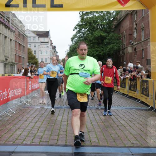 13.09.2026 - Kiel Lauf Yannick Fuchs http://msf.ph/oto/10461756 13.09.2026 09:53:54 Ziel 200, 2657, 2748, 2953, 4144, 4539, 4762, 4803, 4988, 5695, 7194, 8041, 8044, 8473, 9057, 9446, 9516, 10535, 11100, 11872, 12390, 92, 761, 802, 852, 1417, 1499, 1718, 2657, 2691, 2886, 2948, 2978, 4144, 4626, 4920, 5779, 5789, 5988, 6180, 6254, 7143, 7185, 7429, 7541, 7552, 8260, 8353, 8502, 9568, 10495, 10929, 11059, 11073, 12284, 12390, 12493, 2815, 3148, 3702, 3703, 4277, 5670, 7458, 8325, 9587, 1718, 2058, 4920, 7143, 11312 meine-sportfotos.de