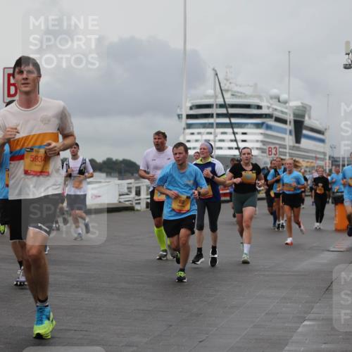 13.09.2026 - Kiel Lauf Andreas Tolksdorf http://msf.ph/oto/10461768 13.09.2026 12:02:17 Kiellinie 5934, 88, 31 meine-sportfotos.de
