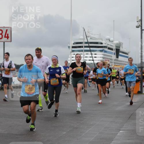 13.09.2026 - Kiel Lauf Andreas Tolksdorf http://msf.ph/oto/10461817 13.09.2026 12:02:18 Kiellinie 6514, 3116, 4, 38, 88, 139, 2 meine-sportfotos.de