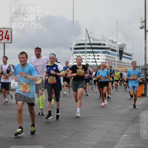 13.09.2026 - Kiel Lauf Andreas Tolksdorf http://msf.ph/oto/10461820 13.09.2026 12:02:18 Kiellinie 7236, 3116, 4, 15, 39, 88, 83 meine-sportfotos.de