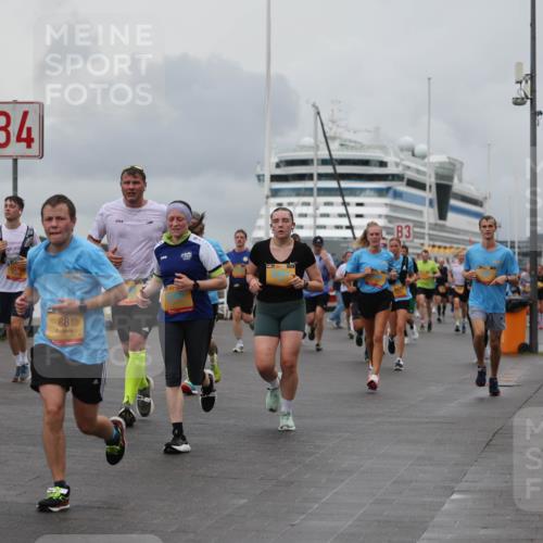 13.09.2026 - Kiel Lauf Andreas Tolksdorf http://msf.ph/oto/10461833 13.09.2026 12:02:19 Kiellinie 7236, 3116, 4, 88, 38, 3 meine-sportfotos.de