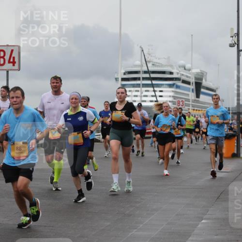 13.09.2026 - Kiel Lauf Andreas Tolksdorf http://msf.ph/oto/10461839 13.09.2026 12:02:19 Kiellinie 4, 3116, 1, 39, 88, 3 meine-sportfotos.de