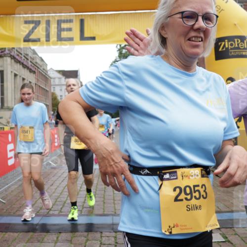 13.09.2026 - Kiel Lauf Yannick Fuchs http://msf.ph/oto/10461855 13.09.2026 09:54:00 Ziel 200, 2953, 3702, 3703, 4277, 4539, 4762, 4803, 4988, 5670, 5695, 7194, 7458, 8041, 8044, 8473, 9057, 9446, 9516, 10535, 11100, 92, 761, 802, 852, 1417, 1499, 2657, 2691, 2748, 2886, 2948, 2978, 4144, 4626, 5789, 5988, 6180, 6254, 7185, 7429, 7541, 8353, 8502, 9057, 10495, 10929, 11059, 11073, 11872, 12284, 12390, 2815, 2865, 3148, 3283, 4263, 6327, 6986, 7127, 8325, 9587, 10261, 10424, 10434, 12753, 1417, 1499, 1718, 2058, 4920, 5779, 6180, 7143, 7541, 7552, 8260 meine-sportfotos.de