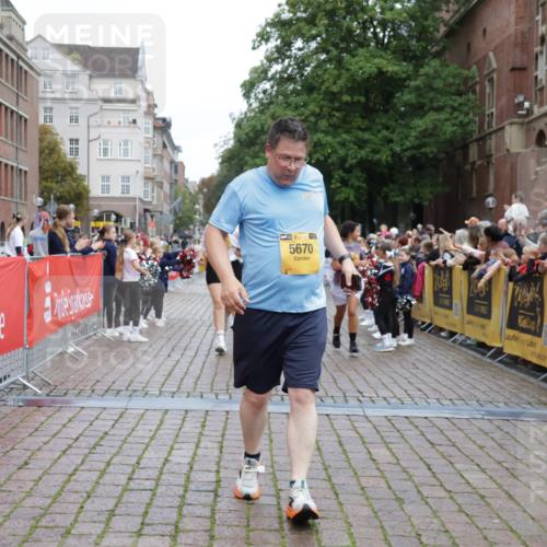 13.09.2026 - Kiel Lauf Yannick Fuchs http://msf.ph/oto/10461919 13.09.2026 09:54:05 Ziel 2815, 3148, 3702, 3703, 4277, 4988, 5670, 7458, 9446, 11100, 92, 200, 761, 852, 2657, 2691, 2748, 2886, 2948, 2953, 2978, 4144, 4539, 4626, 4762, 4803, 5695, 5988, 6254, 7185, 7194, 7429, 8041, 8044, 8473, 8502, 9057, 9446, 9516, 10535, 10929, 11872, 12390, 1441, 2368, 2485, 2865, 3283, 4263, 6327, 6986, 7127, 8325, 9587, 10261, 10424, 10434, 12753, 761, 802, 1417, 1499, 2886, 2948, 2978, 5779, 5789, 6180, 7185, 7429, 7541, 7552, 8260, 10929 meine-sportfotos.de