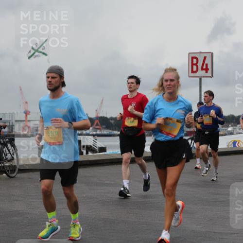 13.09.2026 - Kiel Lauf Andreas Tolksdorf http://msf.ph/oto/10461924 13.09.2026 12:02:23 Kiellinie 0760, 5310, 4, 2145 meine-sportfotos.de