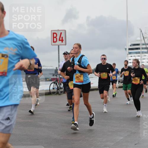 13.09.2026 - Kiel Lauf Andreas Tolksdorf http://msf.ph/oto/10461932 13.09.2026 12:02:24 Kiellinie 4, 6477, 1509, 8861, 3 meine-sportfotos.de