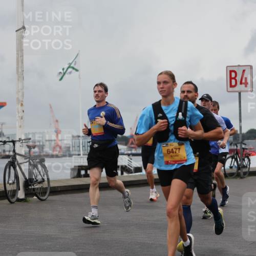 13.09.2026 - Kiel Lauf Andreas Tolksdorf http://msf.ph/oto/10461960 13.09.2026 12:02:25 Kiellinie 6477, 4, 1509 meine-sportfotos.de
