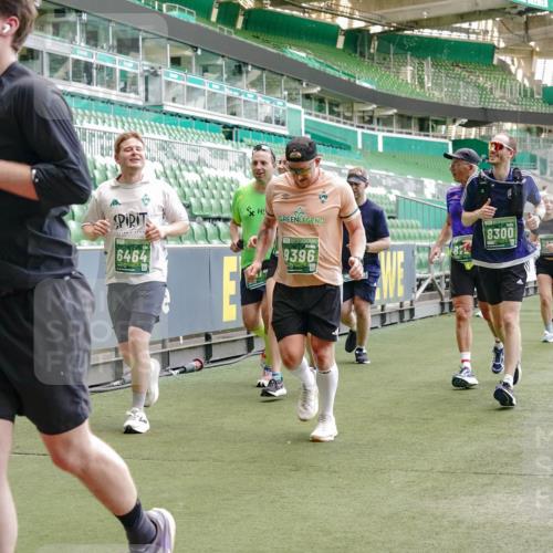13.09.2026 - 21. swb-Marathon Bremen Michael Burmester http://msf.ph/oto/10461978 13.09.2026 13:12:26 Laufen im Stadion 118, 183, 265, 349, 514, 695, 702, 703, 843, 933, 1113, 1143, 1226, 1286, 1334, 1435, 1641, 1849, 1851, 1936, 1952, 1991, 2005, 2248, 2264, 2281, 2299, 2330, 2336, 2353, 2375, 2377, 2398, 2426, 2439, 2443, 2461, 2478, 2505, 2589, 2659, 2665, 2669, 2673, 2684, 2765, 2773, 2792, 2804, 2815, 2822, 2836, 2850, 2860, 2884, 2895, 2907, 2963, 2966, 2975, 2976, 3027, 3079, 3082, 3143, 3155, 3159, 3253, 3293, 3308, 3313, 3328, 3349, 3352, 3434, 3549, 551 meine-sportfotos.de