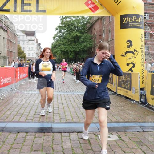 13.09.2026 - Kiel Lauf Yannick Fuchs http://msf.ph/oto/10462006 13.09.2026 09:54:10 Ziel 2815, 3148, 3283, 3702, 3703, 4263, 4277, 5670, 7127, 7458, 8325, 9587, 10261, 92, 200, 852, 2657, 2691, 2748, 2953, 4144, 4539, 4626, 4762, 4803, 4988, 5695, 5988, 6254, 7194, 8041, 8044, 8473, 8502, 9057, 9446, 9516, 10535, 11100, 11872, 12390, 1414, 1441, 2368, 2485, 2865, 6327, 6825, 6986, 7090, 8830, 10424, 10434, 12753, 761, 802, 2886, 2948, 2978, 5789, 5988, 6254, 7185, 7429, 8502, 10929 meine-sportfotos.de