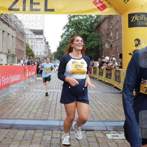 13.09.2026 - Kiel Lauf Yannick Fuchs http://msf.ph/oto/10462010 13.09.2026 09:54:10 Ziel 2815, 3148, 3283, 3702, 3703, 4263, 4277, 5670, 7127, 7458, 8325, 9587, 10261, 92, 200, 852, 2657, 2691, 2748, 2953, 4144, 4539, 4626, 4762, 4803, 4988, 5695, 5988, 6254, 7194, 8041, 8044, 8473, 8502, 9057, 9446, 9516, 10535, 11100, 11872, 12390, 1414, 1441, 2368, 2485, 2865, 6327, 6825, 6986, 7090, 8830, 10424, 10434, 12753, 761, 802, 2886, 2948, 2978, 5789, 5988, 6254, 7185, 7429, 8502, 10929 meine-sportfotos.de