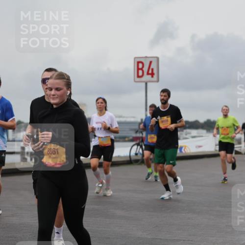 13.09.2026 - Kiel Lauf Andreas Tolksdorf http://msf.ph/oto/10462029 13.09.2026 12:02:27 Kiellinie 7485, 8861, 4, 8928 meine-sportfotos.de