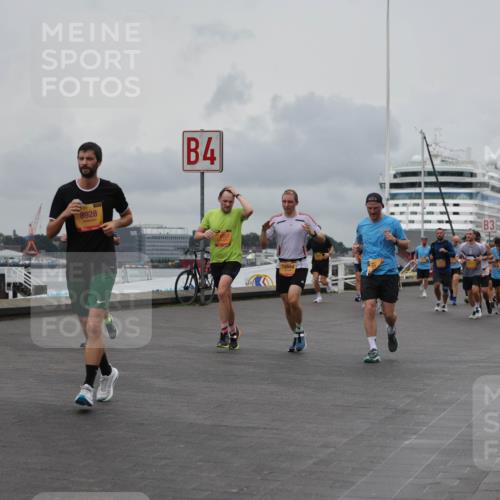 13.09.2026 - Kiel Lauf Andreas Tolksdorf http://msf.ph/oto/10462066 13.09.2026 12:02:29 Kiellinie 8928, 4, 1657, 3 meine-sportfotos.de
