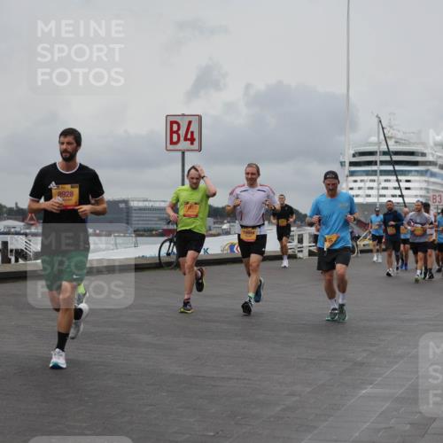 13.09.2026 - Kiel Lauf Andreas Tolksdorf http://msf.ph/oto/10462075 13.09.2026 12:02:29 Kiellinie 8928, 4, 3 meine-sportfotos.de