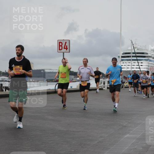13.09.2026 - Kiel Lauf Andreas Tolksdorf http://msf.ph/oto/10462084 13.09.2026 12:02:29 Kiellinie  meine-sportfotos.de