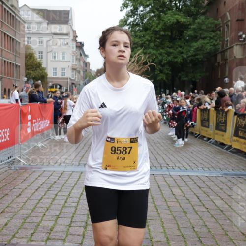 13.09.2026 - Kiel Lauf Yannick Fuchs http://msf.ph/oto/10462101 13.09.2026 09:54:16 Ziel 2815, 2865, 3148, 3283, 4263, 6327, 6986, 7127, 8325, 9587, 10261, 10424, 10434, 12753, 200, 2657, 2691, 2748, 2953, 3702, 3703, 4144, 4277, 4539, 4762, 4803, 4988, 5670, 5695, 7194, 7458, 8041, 8044, 8473, 9057, 9446, 9516, 10535, 11100, 11872, 12390, 1414, 1441, 2368, 2485, 5030, 5937, 6815, 6825, 7090, 8830, 12750, 12751, 92, 852, 2657, 2691, 4144, 4626, 5988, 6254, 8502, 12390 meine-sportfotos.de