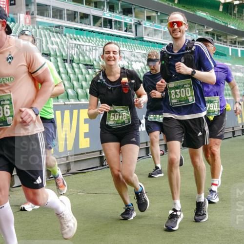 13.09.2026 - 21. swb-Marathon Bremen Michael Burmester http://msf.ph/oto/10462129 13.09.2026 13:12:28 Laufen im Stadion 118, 183, 265, 278, 349, 514, 576, 695, 702, 703, 843, 933, 1005, 1113, 1143, 1226, 1286, 1334, 1435, 1641, 1849, 1851, 1936, 1952, 1991, 2005, 2248, 2264, 2281, 2299, 2330, 2336, 2353, 2375, 2377, 2398, 2426, 2439, 2461, 2478, 2505, 2659, 2665, 2669, 2673, 2684, 2765, 2773, 2792, 2804, 2815, 2822, 2836, 2850, 2860, 2884, 2895, 2907, 2921, 2963, 2966, 2975, 2976, 3027, 3079, 3082, 3143, 3155, 3159, 3253, 3293, 3308, 3313, 3328, 3349, 3352, 3434, 3549, 551 meine-sportfotos.de