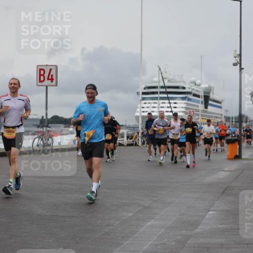 13.09.2026 - Kiel Lauf Andreas Tolksdorf http://msf.ph/oto/10462176 13.09.2026 12:02:30 Kiellinie 12534, 4, 3 meine-sportfotos.de