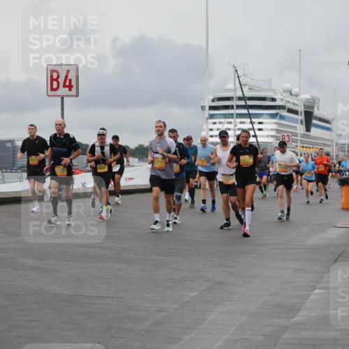 13.09.2026 - Kiel Lauf Andreas Tolksdorf http://msf.ph/oto/10462221 13.09.2026 12:02:33 Kiellinie  meine-sportfotos.de