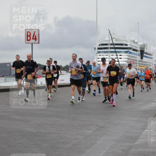 13.09.2026 - Kiel Lauf Andreas Tolksdorf http://msf.ph/oto/10462229 13.09.2026 12:02:33 Kiellinie 4, 3 meine-sportfotos.de