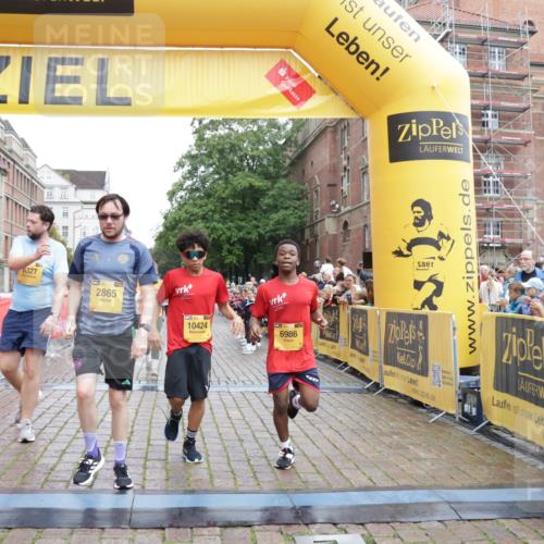 13.09.2026 - Kiel Lauf Yannick Fuchs http://msf.ph/oto/10462235 13.09.2026 09:54:22 Ziel 1441, 2368, 2485, 2865, 3283, 4263, 6327, 6825, 6986, 7090, 7127, 10261, 10424, 10434, 12753, 200, 2815, 2953, 3148, 3702, 3703, 4277, 4539, 4762, 4803, 4988, 5670, 5695, 7194, 7458, 8041, 8044, 8325, 8473, 9057, 9446, 9516, 9587, 10535, 11100, 11872, 1414, 3489, 5030, 5503, 5504, 5937, 6815, 8830, 12750, 12751, 2657, 2691, 2748, 4144, 9057, 11872, 12390 meine-sportfotos.de