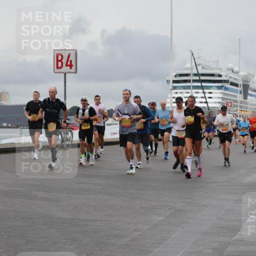 13.09.2026 - Kiel Lauf Andreas Tolksdorf http://msf.ph/oto/10462239 13.09.2026 12:02:33 Kiellinie 4, 3 meine-sportfotos.de