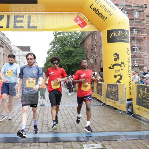 13.09.2026 - Kiel Lauf Yannick Fuchs http://msf.ph/oto/10462246 13.09.2026 09:54:22 Ziel 1441, 2368, 2485, 2865, 3283, 4263, 6327, 6825, 6986, 7090, 7127, 10261, 10424, 10434, 12753, 200, 2815, 2953, 3148, 3702, 3703, 4277, 4539, 4762, 4803, 4988, 5670, 5695, 7194, 7458, 8041, 8044, 8325, 8473, 9057, 9446, 9516, 9587, 10535, 11100, 11872, 1414, 3489, 5030, 5503, 5504, 5937, 6815, 8830, 12750, 12751, 2657, 2691, 2748, 4144, 9057, 11872, 12390 meine-sportfotos.de