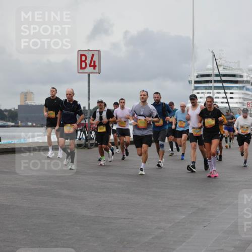 13.09.2026 - Kiel Lauf Andreas Tolksdorf http://msf.ph/oto/10462255 13.09.2026 12:02:33 Kiellinie 4, 3 meine-sportfotos.de