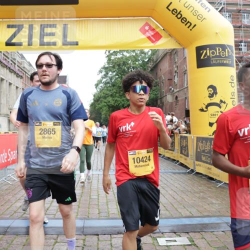13.09.2026 - Kiel Lauf Yannick Fuchs http://msf.ph/oto/10462283 13.09.2026 09:54:23 Ziel 1441, 2368, 2485, 2865, 3283, 4263, 6327, 6825, 6986, 7090, 7127, 10261, 10424, 10434, 12753, 200, 2815, 2953, 3148, 3702, 3703, 4277, 4539, 4762, 4803, 4988, 5670, 5695, 7194, 7458, 8041, 8044, 8325, 8473, 9057, 9446, 9516, 9587, 10535, 11100, 11872, 1414, 3489, 5030, 5503, 5504, 5937, 6815, 8830, 12750, 12751, 2657, 2691, 2748, 4144, 4539, 4803, 9057, 11872, 12390 meine-sportfotos.de