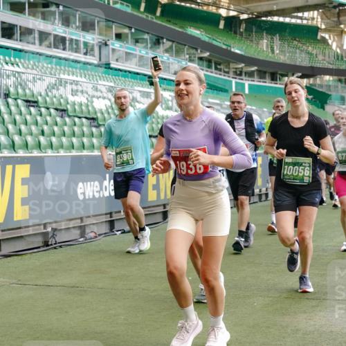 13.09.2026 - 21. swb-Marathon Bremen Michael Burmester http://msf.ph/oto/10462288 13.09.2026 13:12:31 Laufen im Stadion 118, 183, 265, 278, 349, 514, 576, 695, 702, 703, 843, 933, 950, 1005, 1113, 1143, 1226, 1286, 1334, 1435, 1641, 1849, 1851, 1936, 1952, 1991, 2005, 2248, 2264, 2281, 2299, 2336, 2353, 2375, 2377, 2398, 2426, 2439, 2461, 2478, 2505, 2612, 2659, 2665, 2669, 2673, 2684, 2765, 2773, 2792, 2804, 2815, 2816, 2822, 2850, 2860, 2884, 2895, 2907, 2921, 2963, 2966, 2975, 2976, 3027, 3079, 3082, 3143, 3155, 3159, 3253, 3293, 3308, 3313, 3328, 3349, 3352, 3434, 551 meine-sportfotos.de