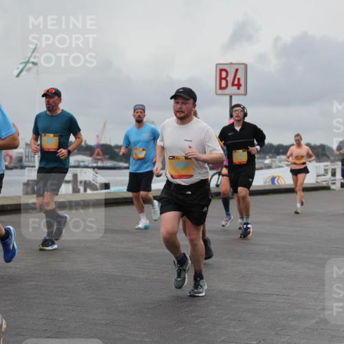 13.09.2026 - Kiel Lauf Andreas Tolksdorf http://msf.ph/oto/10462322 13.09.2026 12:02:39 Kiellinie 5620, 1, 39, 12089, 4, 10671 meine-sportfotos.de