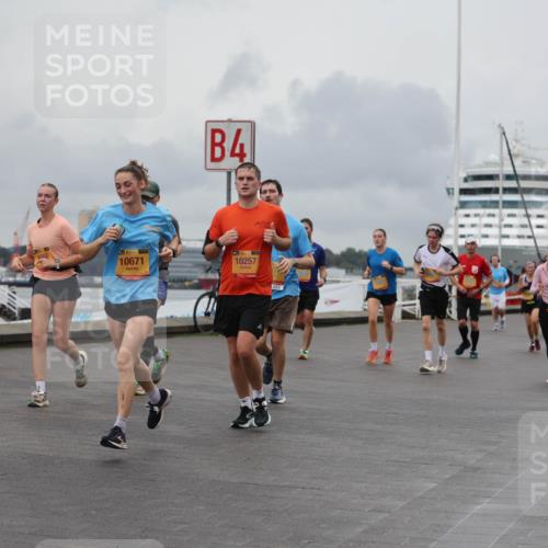 13.09.2026 - Kiel Lauf Andreas Tolksdorf http://msf.ph/oto/10462412 13.09.2026 12:02:43 Kiellinie 4, 10671, 39, 10257 meine-sportfotos.de