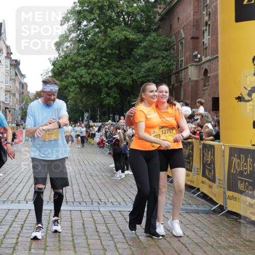 13.09.2026 - Kiel Lauf Yannick Fuchs http://msf.ph/oto/10462462 13.09.2026 09:54:36 Ziel 1414, 5030, 5503, 5504, 5937, 6815, 6825, 7090, 8830, 12750, 12751, 1441, 2368, 2485, 2815, 2865, 3148, 3283, 3702, 3703, 4263, 4277, 5670, 6327, 6986, 7127, 7458, 8325, 9587, 10261, 10424, 10434, 12753, 449, 1436, 2979, 3489, 3846, 4107, 4911, 4948, 5307, 6054, 6158, 6955, 7661, 7813, 7819, 7969, 8327, 9509, 9790, 9932, 3703, 4277, 4988, 5670, 7458, 9446, 11100 meine-sportfotos.de
