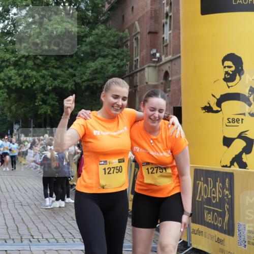 13.09.2026 - Kiel Lauf Yannick Fuchs http://msf.ph/oto/10462483 13.09.2026 09:54:37 Ziel 1414, 3489, 5030, 5503, 5504, 5937, 6815, 6825, 7090, 8830, 12750, 12751, 1441, 2368, 2485, 2815, 2865, 3148, 3283, 3702, 3703, 4263, 4277, 6327, 6825, 6986, 7090, 7127, 7458, 8325, 9587, 10261, 10424, 10434, 12753, 449, 1436, 2979, 3846, 4107, 4911, 4948, 5307, 6054, 6158, 6955, 7661, 7813, 7819, 7969, 8327, 9509, 9790, 9932, 3702, 3703, 4277, 4988, 5670, 7458, 9446, 11100 meine-sportfotos.de
