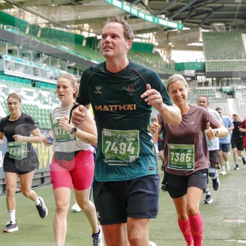13.09.2026 - 21. swb-Marathon Bremen Michael Burmester http://msf.ph/oto/10462499 13.09.2026 13:12:33 Laufen im Stadion 118, 183, 265, 278, 349, 514, 576, 695, 702, 703, 843, 933, 950, 1005, 1113, 1143, 1226, 1286, 1334, 1435, 1641, 1849, 1851, 1936, 1952, 1991, 2005, 2248, 2264, 2281, 2299, 2336, 2353, 2375, 2377, 2398, 2426, 2439, 2461, 2478, 2505, 2612, 2659, 2665, 2669, 2673, 2684, 2765, 2773, 2792, 2804, 2815, 2816, 2822, 2850, 2860, 2884, 2895, 2907, 2921, 2963, 2966, 2975, 2976, 3016, 3027, 3079, 3082, 3143, 3155, 3159, 3253, 3293, 3308, 3313, 3328, 3349, 3352, 3434, 551 meine-sportfotos.de