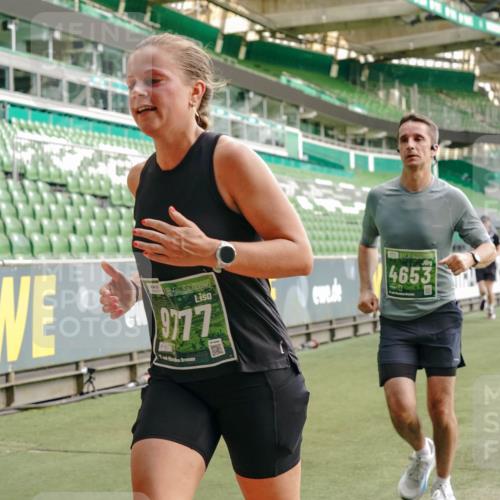 13.09.2026 - 21. swb-Marathon Bremen Michael Burmester http://msf.ph/oto/10462519 13.09.2026 12:55:35 Laufen im Stadion 161, 189, 201, 205, 307, 385, 388, 411, 461, 465, 481, 495, 655, 666, 854, 913, 926, 948, 1053, 1058, 1197, 1390, 1537, 1599, 1631, 1645, 1658, 1750, 2001, 2122, 2125, 2234, 2251, 2260, 2319, 2383, 2390, 2474, 2535, 2604, 2733, 2801, 2824, 2870, 2922, 2948, 2962, 3012, 3054, 3057, 3119, 3134, 3175, 3192, 3202, 3206, 3241, 3246, 3290, 3346, 3348, 3356, 3357, 3411, 3508, 3706, 3716, 3836, 4135, 4137, 4171, 4413, 4455, 4479, 4733, 5277, 5430, 5530, 6106, 2498, 3085 meine-sportfotos.de