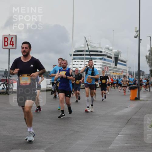 13.09.2026 - Kiel Lauf Andreas Tolksdorf http://msf.ph/oto/10462554 13.09.2026 12:02:49 Kiellinie 4, 3 meine-sportfotos.de