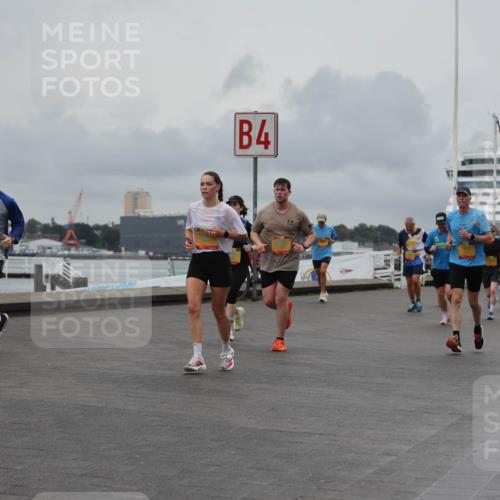 13.09.2026 - Kiel Lauf Andreas Tolksdorf http://msf.ph/oto/10462633 13.09.2026 12:03:01 Kiellinie 5207, 4, 3 meine-sportfotos.de
