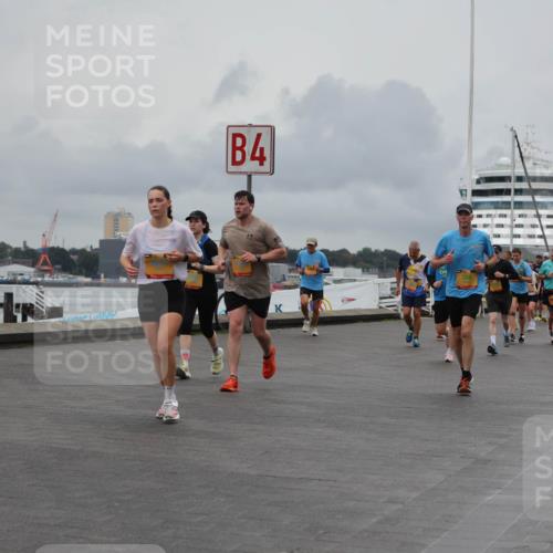 13.09.2026 - Kiel Lauf Andreas Tolksdorf http://msf.ph/oto/10462641 13.09.2026 12:03:02 Kiellinie 5207, 4, 3 meine-sportfotos.de
